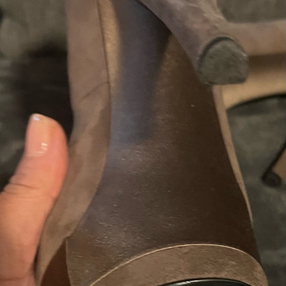 Casadei Tan Platform Heels - Picture 13 of 15